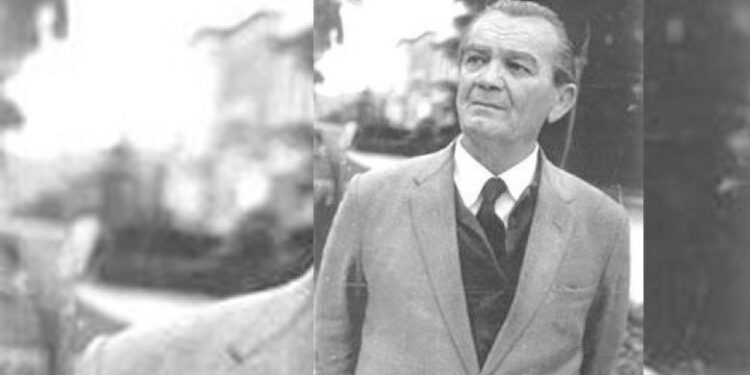 Skender Luarasi
