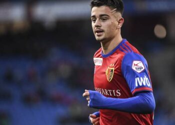 Zyrtare: Edon Zhegrova nënshkruan me skuadrën zvicerane