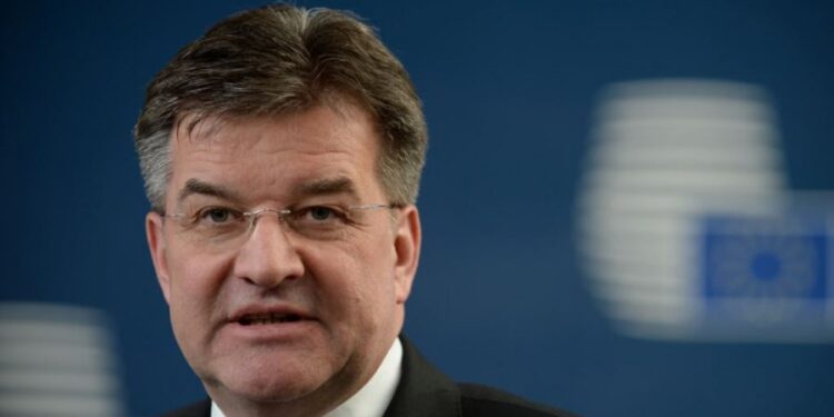 Lajçak sot në Kosovë në përpjekje “për të zhbllokuar çështjen e Asociacionit”