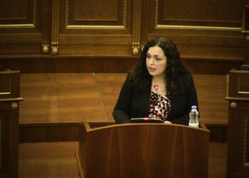 Vjosa Osmani zbulon planin e veprimit politik: Jam në bisedime…