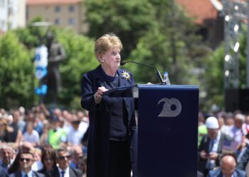 Serwer: Madeleine Albright do të përfshihet në dialogun Kosovë-Serbi