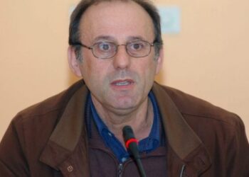 Profesori dhe publicisti Berisha: Kuptojeni më në fund, Kosova është shtet i pavarur, duhet të ketë agjendë shtetërore