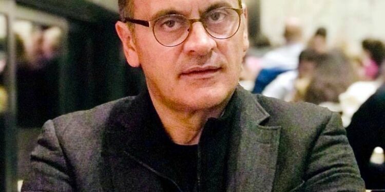 SHPËRFAQJA E (DE)FEKTEVE TË VAKSINËS NË KOSOVË