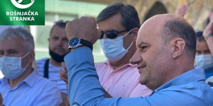 Rafet Husović povlači se sa funkcije predsjednika Bošnjačke stranke