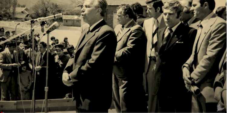 DOKUMENTAR: FADIL HOXHA (pjesa e dytë)