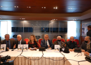 Në Shkodër promovohet librit “Shtigjet e përgjakura” (video)