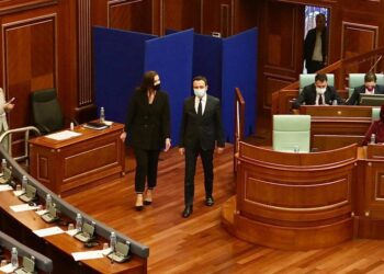 Deputetja e PDK-së kalon në Vetëvendosje