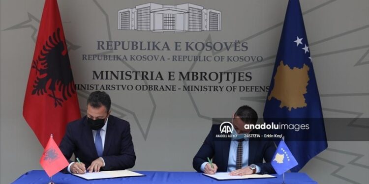 Ministri odbrane Kosova i Albanije potpisali sporazum o saradnji