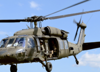 Zyrtari amerikan jep lajmin e madh: Shqipëria do të marrë helikopterë “Black Hawk”