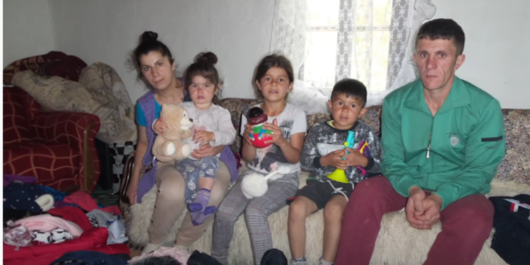 Pomoć porodici Sašanin, selo Dobri Dub