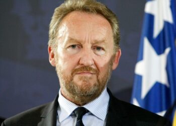 Izetbegoviq: Aleksandër Vuçiq nuk ka guxim të përballet me të kaluarën