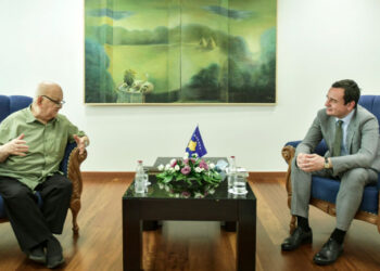 Kryeministri Kurti dhe Abdullah Sidran, bisedë për librin dhe Sarajevën