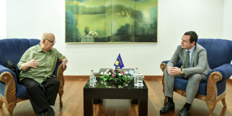 Kryeministri Kurti dhe Abdullah Sidran, bisedë për librin dhe Sarajevën