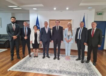 Gjashtë deputetë të Kuvendit të Serbisë njohin pavarësinë e Kosovës dhe e përkrahin Qeverinë Kurti