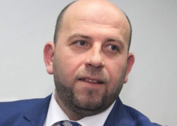 Reisi Fejziq i MBI në Mal të Zi nuk i përfillë besimtarët shqiptar