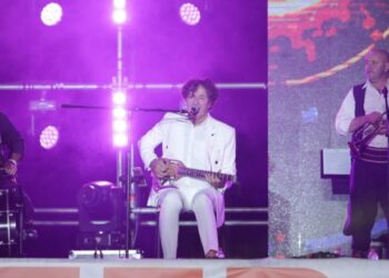 Goran Bregovic është ngjitur në skenën e Festës së Birrës ‘Korça’