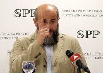 Zukorlić optužio političke protivnike: SDP prerasta u terorističku organizaciju