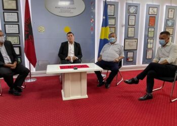 Haziri ndan mirënjohje për personalitete të rëndësishme që kanë dhënë shumë për Gjilanin