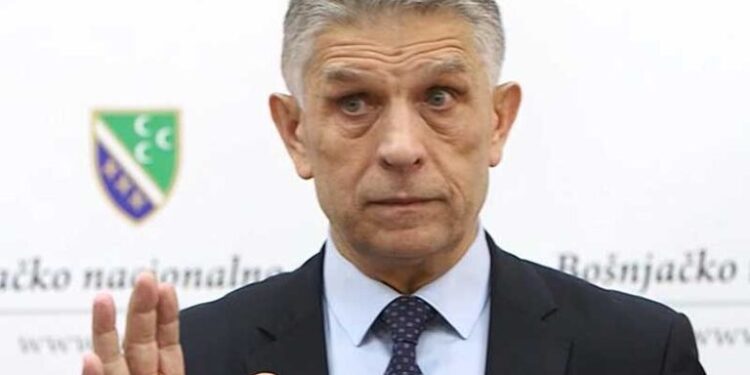 Ugljanin: Nametanje srpske himne s ciljem pokušaja nasilne asimilacije bošnjačke djece