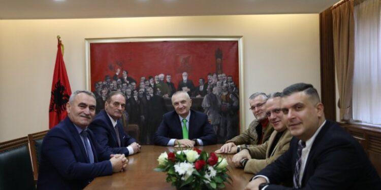 Presidenti Ilir Meta diskuton për Forcimin e bashkëpunimit Panshqiptar me Aktivistin Daci