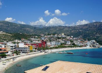 Pse himariotet flasin greqisht?