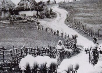 Dhuna, dëbimi, represaliet, shpërngulja, analfabetizmi faktorë të “lodhjes” së identitetit të shqiptarëve të Peshterit !