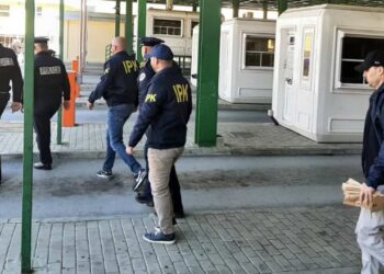 Operacioni “Pika 2” vë në pranga 26 zyrtarë policorë të dyshuar për keqpërdorim të detyrës zyrtare dhe marrje të ryshfetit