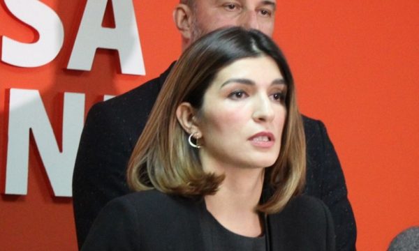Deputetja boshnjake, letër Ramës: Pse s'e votuat rezolutën për Srebenicën,  a është arsye miqësia juaj me Vuçiçin? – Dardania Press