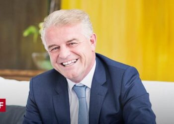 Integrimi dhe karriera në Zvicër, biznismeni Femi Fetahi jep intervistë për Televizionin shtetëror zviceran SRF