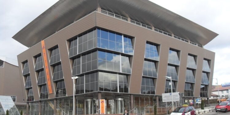 Konkurs per bursa per nxenesit e klases 10 ne IAAP (40)