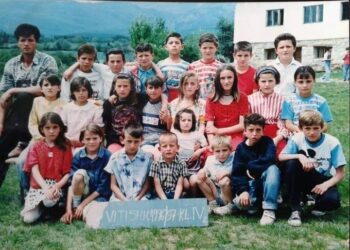 Veterani i arsimit  i apelon SBASHK-ut për fillimin e mësimit!