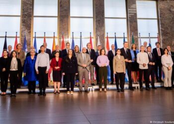 Arrihet marrëveshja që Kosova e Bosnja të udhëtojnë pa viza, ministrat në Berlin merren vesh edhe për diplomat