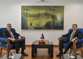 Kryeministri Kurti pranoi kërkesën e Ministrit Rashiq për vizitën e Patriarkut Porfirije në Kosovë