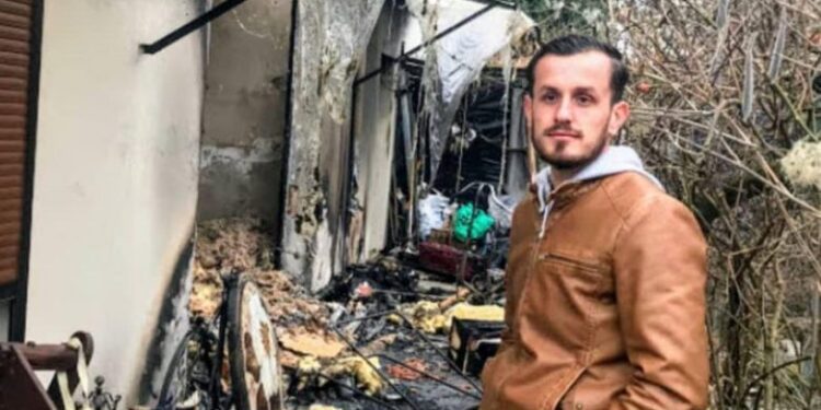 Franca dëbon shqiptarin që shpëtoi 8-vjeçarin nga zjarri