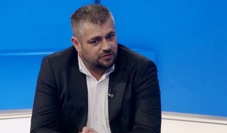 Andin Hoti: Më kërkuan 400 mijë euro, për të më “dëshmuar” se Ukshin Hoti është gjallë