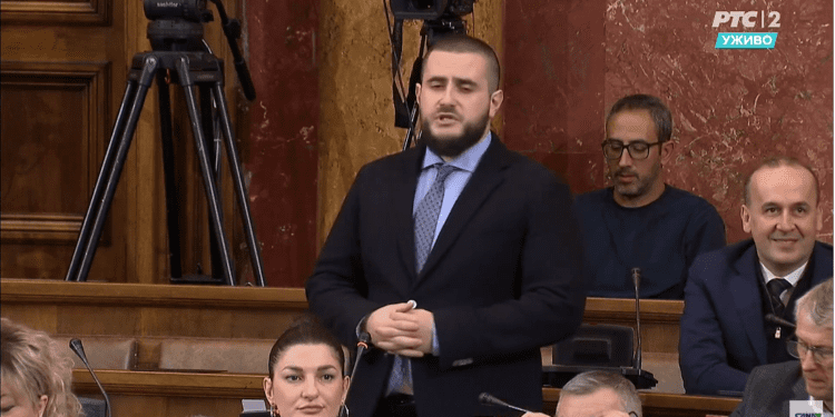 Zukorliq – Boshnjakët po shqyrtojnë iniciativën për Asociacionin e Komunave Boshnjake në Kosovë (video)