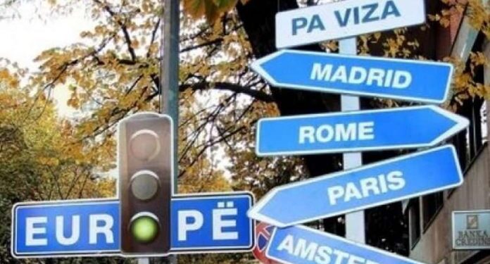 Këshilli i Ministrave të BE-së nesër aprovon liberalizimin e vizave për Kosovën