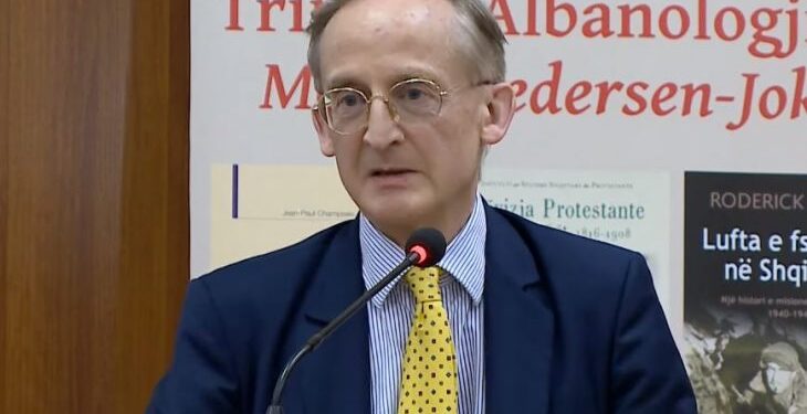 Noel Malcolm: A është konvertimi i shqiptarëve në myslimanë shkaku kryesor i largimit të tyre nga sllavët?