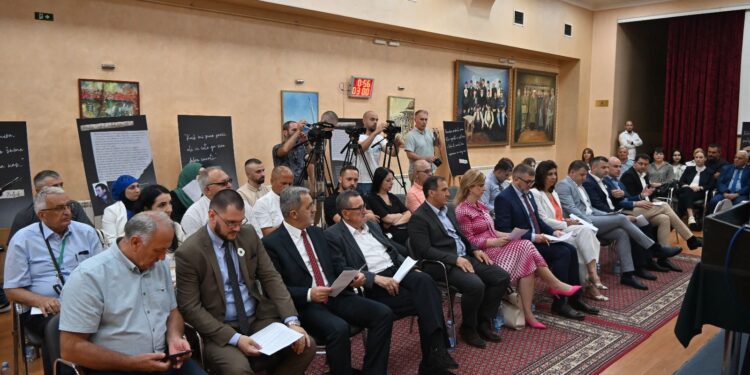 Vijećnici Bošnjačkog nacionalnog vijeća jednoglasno o Srebrenici