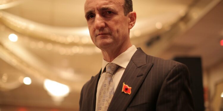 A u fillua rruga Deçan-Plavë si projekt shtetëror apo si projekt promovues i partive politike?!