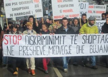 Serbia, përmes bisedave informative instalon pasiguri dhe diskriminim