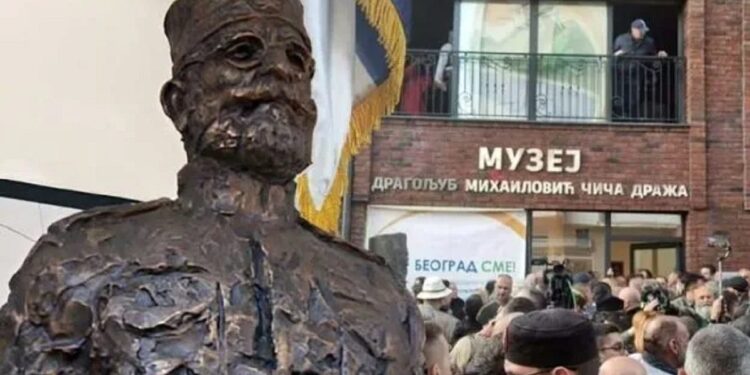 Albin Kurti reagon me rastin e përurimit të shtatores së ish liderit të lëvizjes çetnike gjatë Luftës së Dytë Botërore, Dragolub (Drazha) Mihailloviq