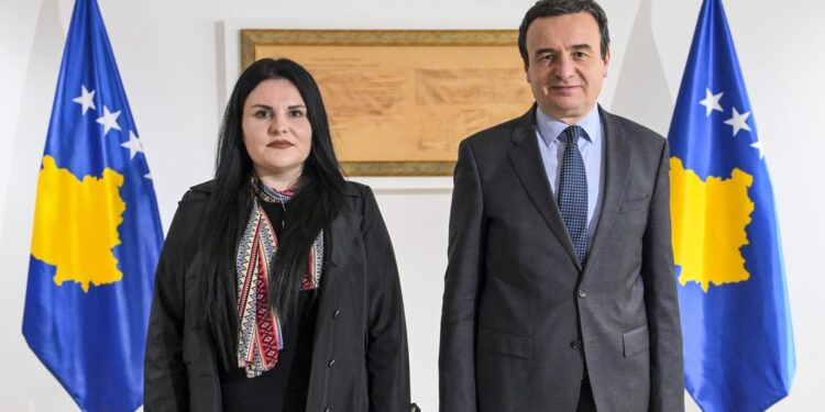 Kurti e Nuraj diskutojnë mbi të drejtat e shqiptarëve në Serbi