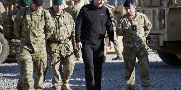 ‘Foreign Office’ shpërndan deklaratën e Cameron: Ushtria britanike do ta mbrojë Kosovën nëse është e nevojshme!