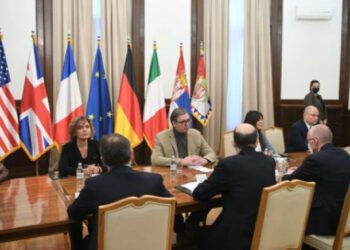 Vuçiq takon ambasadorët e QUINT-it për Kosovën