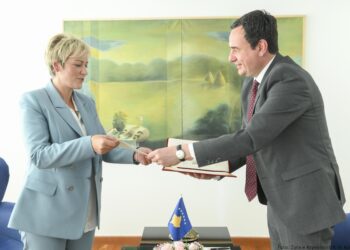 Sinani: Ftohen të gjithë nxënësit dhe familjet në nevojë në Luginën e Preshevës