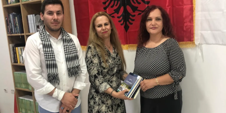 Reportazh për Pazarin e Ri: Gjuha shqipe po kthehet aty ku ishte ndërshekuj