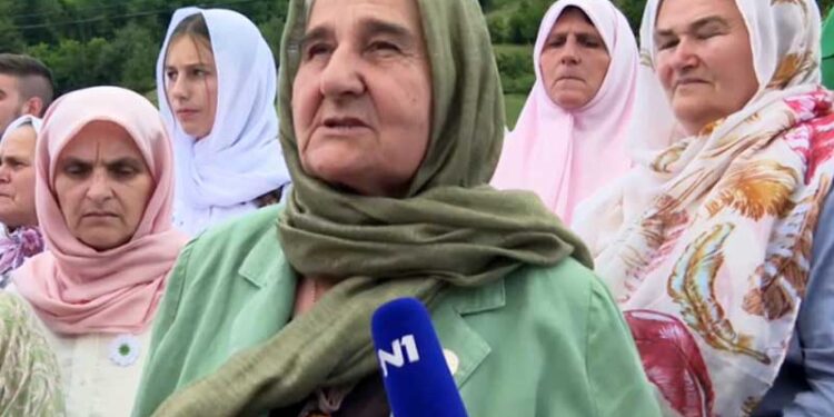 Subašić za Danas: “Neka su Vučićeva djeca živa i sretna, a on neka očekuje od Allaha kaznu”