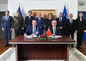 Nënshkruhet kontrata me prodhuesin shtetëror turk “Makine ve Kimya Endüstrisi” (MKE)