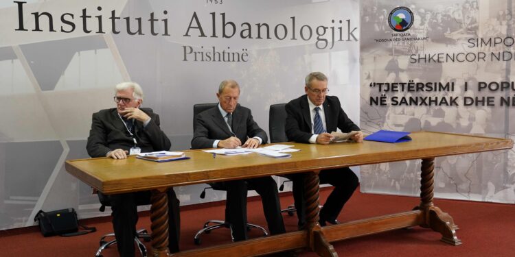 Simpoziumi Shkencor “ Tjetërsimi i Popujve jo sllav në Sanxhak dhe në terë Malin e Zi “ i mbylli punimet më sukses në Prishtinë